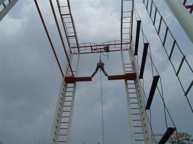 高空断桥
